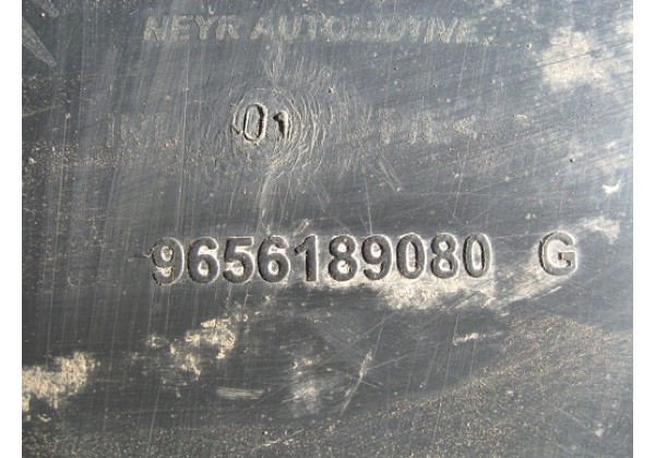 підкрилок,лівий задній,Peugeot 407,1.6hdi